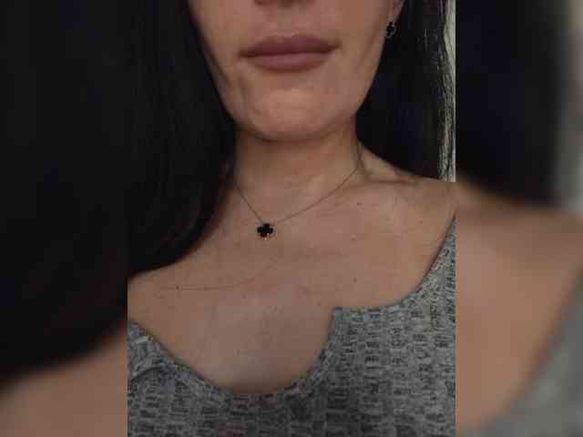 Black_chick webcam