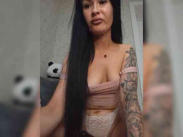 Black_chick webcam