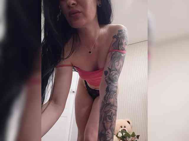 Black_chick webcam