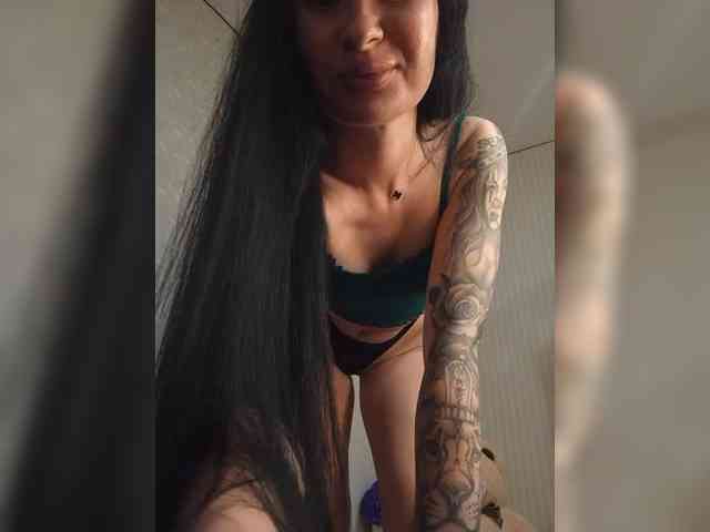 Mikki88K Live Webcam on BongaCams
