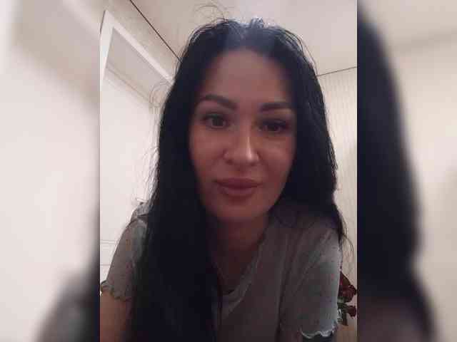 Black_chick webcam
