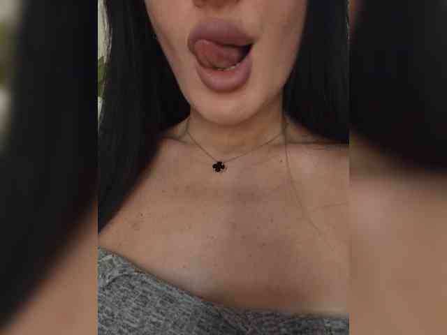 Black_chick webcam
