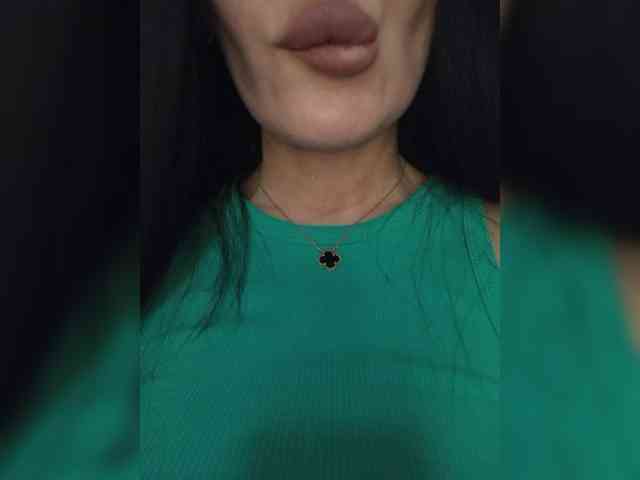Black_chick webcam