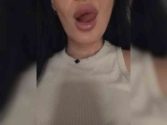 Black_chick webcam