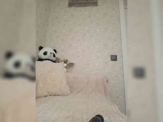 Black_chick webcam