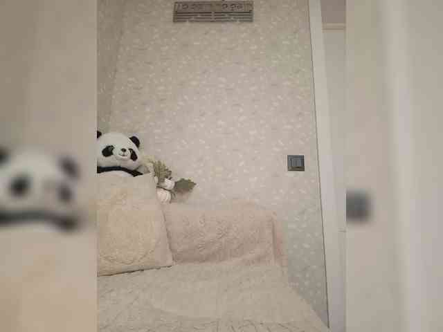 Black_chick webcam