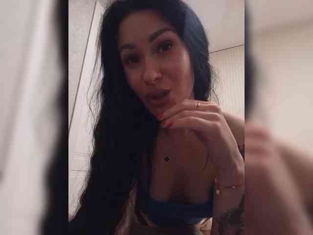 Black_chick webcam