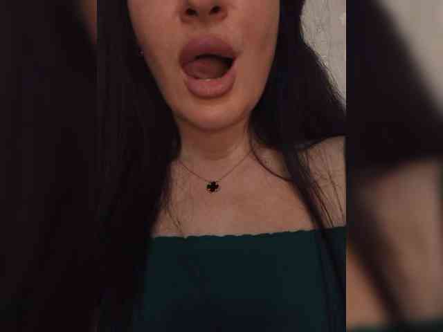 Black_chick webcam