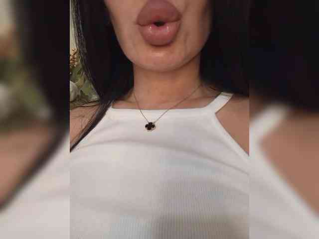 Black_chick webcam