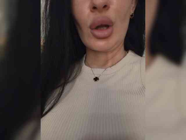 Black_chick webcam