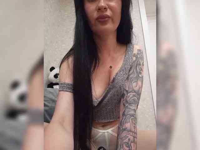 Black_chick webcam