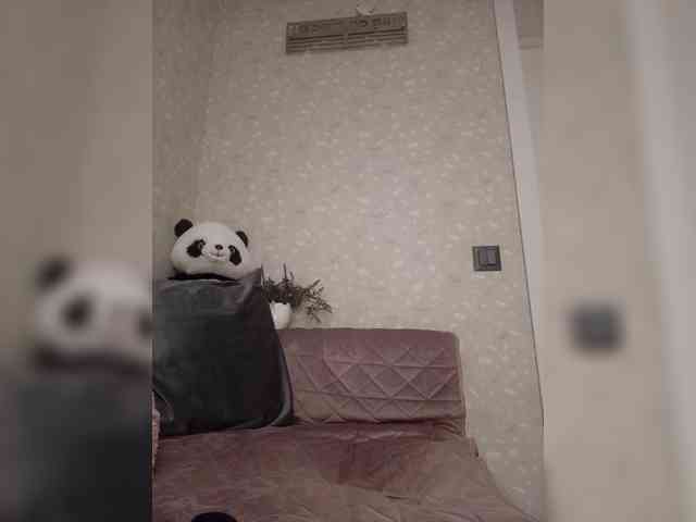Black_chick webcam