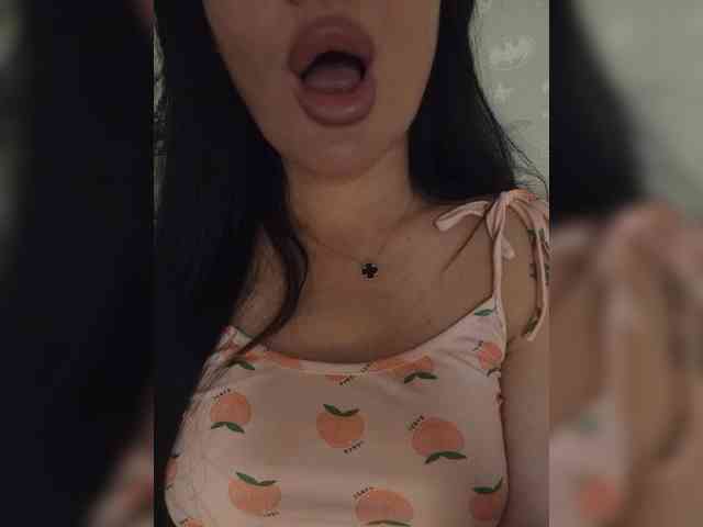 Black_chick webcam