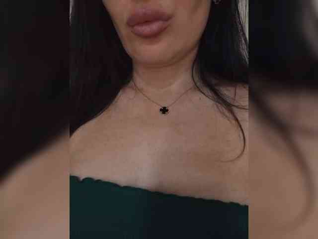 Black_chick webcam