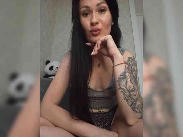 Black_chick webcam