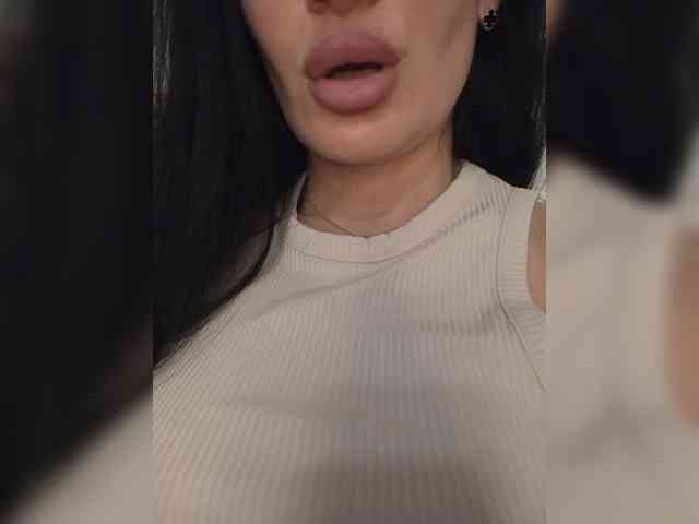 Black_chick webcam