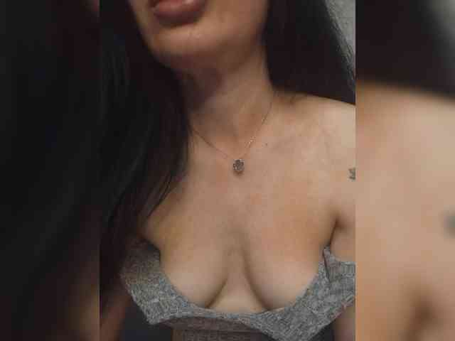 Black_chick webcam