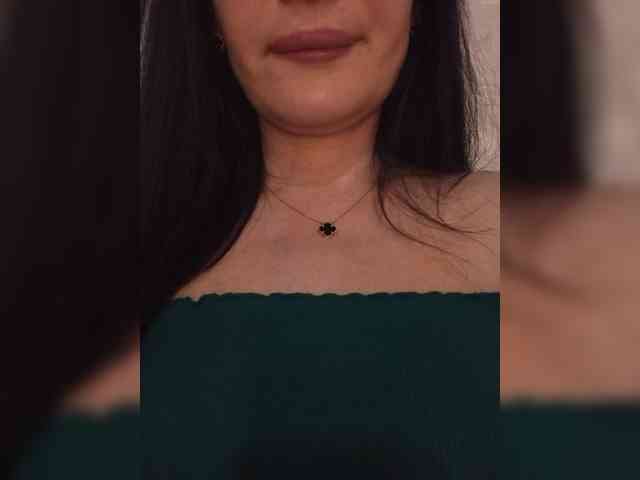 Black_chick webcam