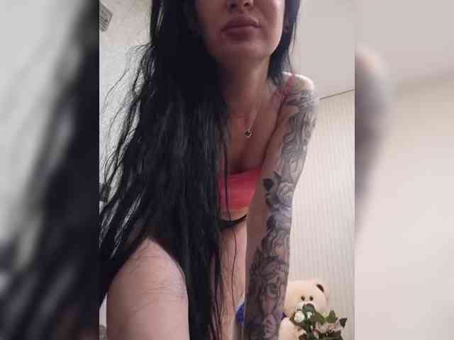 Black_chick webcam