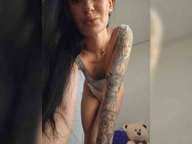 Black_chick webcam