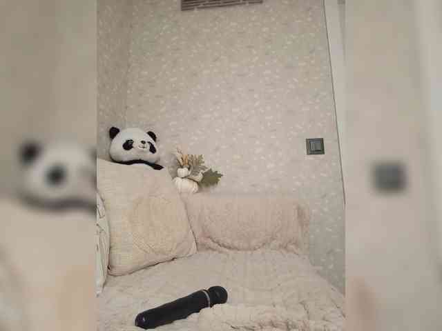 Black_chick webcam