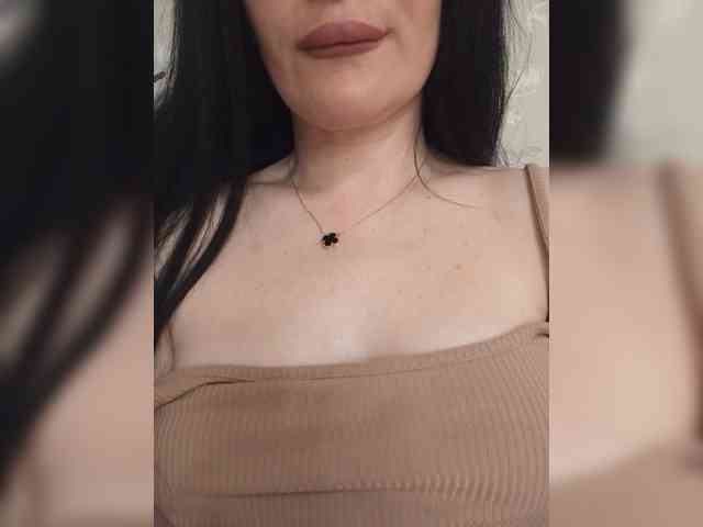 Black_chick webcam