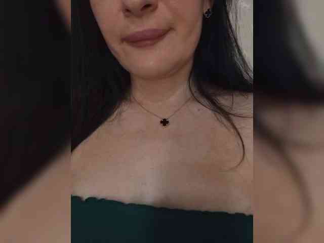 Black_chick webcam