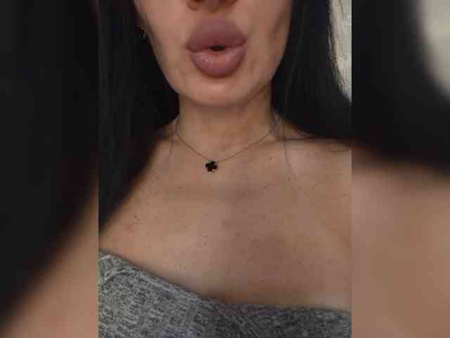 Black_chick webcam