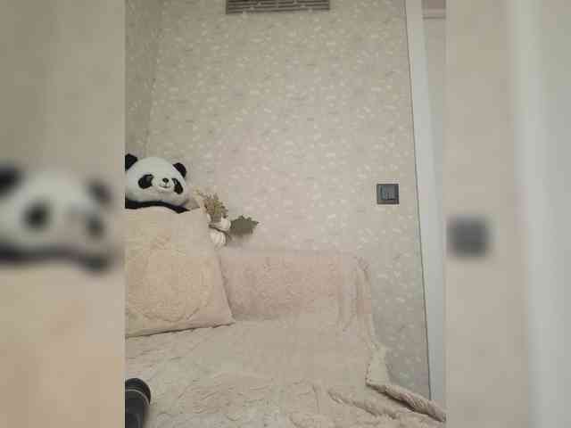 Black_chick webcam
