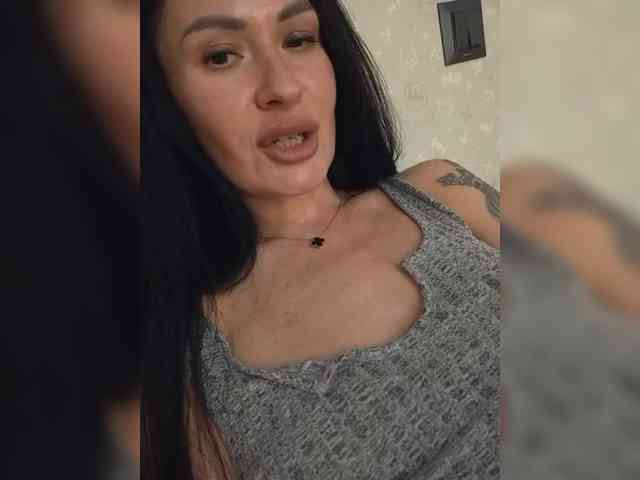 Black_chick webcam