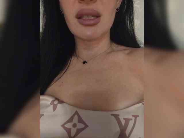 Black_chick webcam