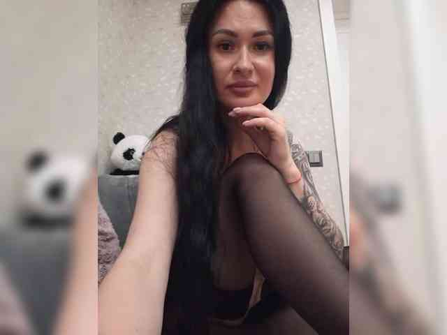 Black_chick webcam