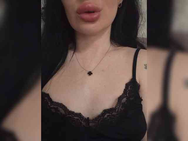 Black_chick webcam
