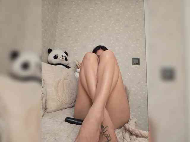Black_chick webcam