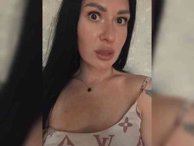 Black_chick webcam