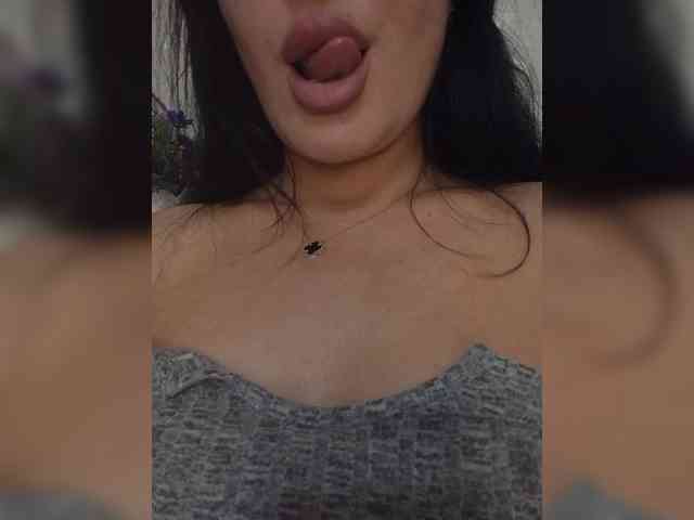Black_chick webcam