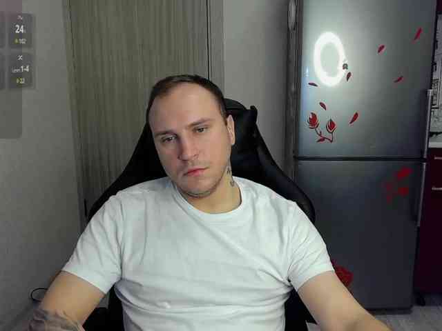 EHOT-111 Live Webcam on BongaCams