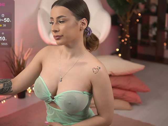 AvaReed's BongaCams show and profile