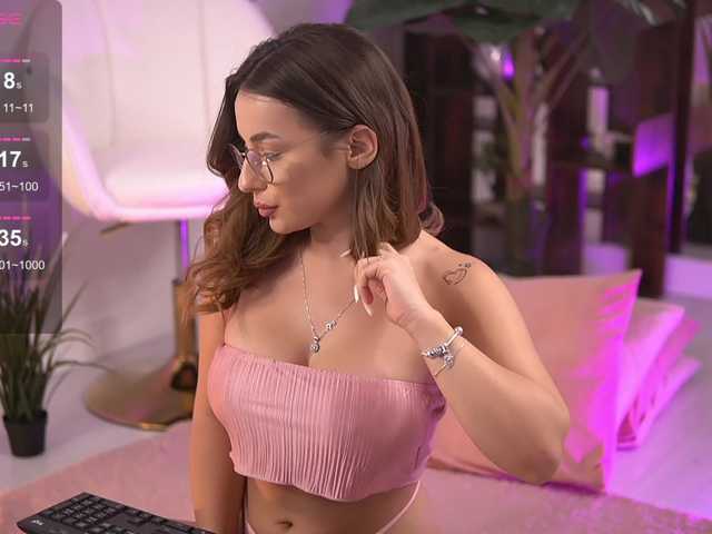 AvaReed from BongaCams is Freechat