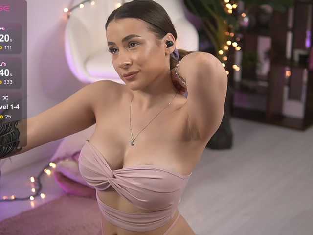 AvaReed's BongaCams show and profile