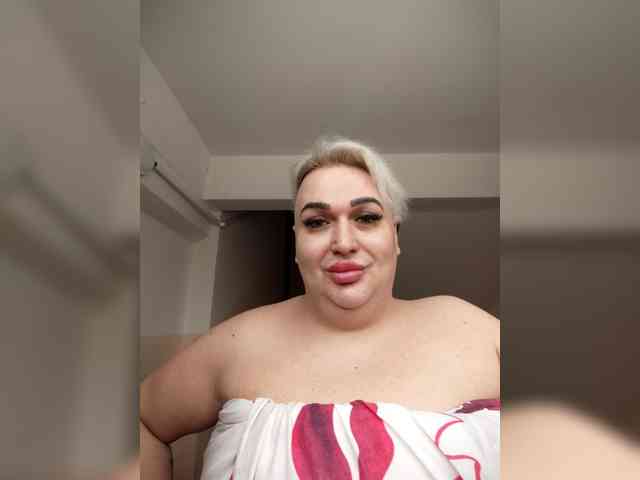 KarinkaTs Live Webcam on BongaCams