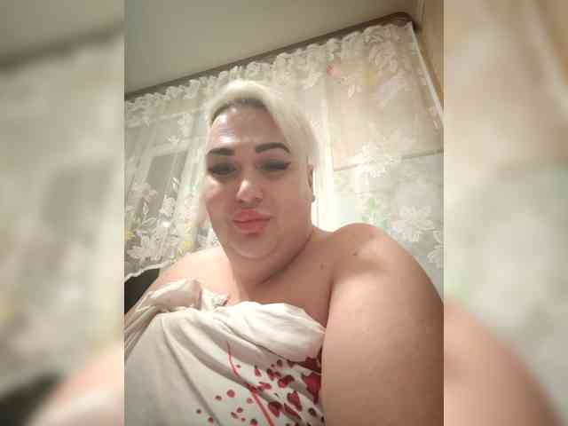 KarinkaTs Live Webcam on BongaCams