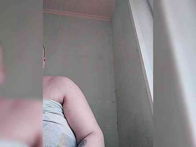 KarinkaTs Live Webcam on BongaCams