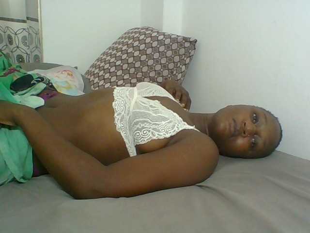 Chocolateskin4's BongaCams show and profile