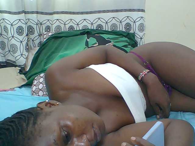 Chocolateskin4 webcam bongacams model stream image