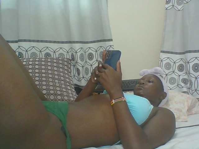 Chocolateskin4's BongaCams show and profile