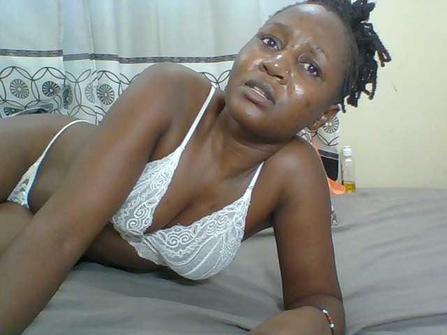Chocolateskin4 webcam bongacams model stream image