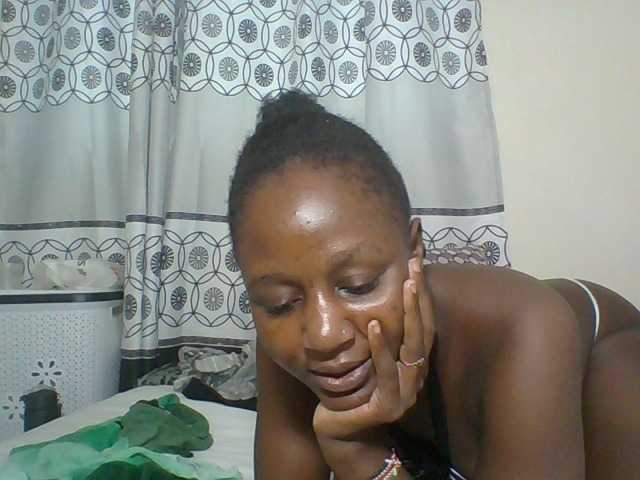 Chocolateskin4's BongaCams show and profile