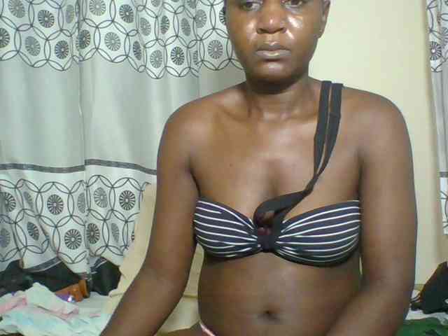 Chocolateskin4 Live Webcam on BongaCams