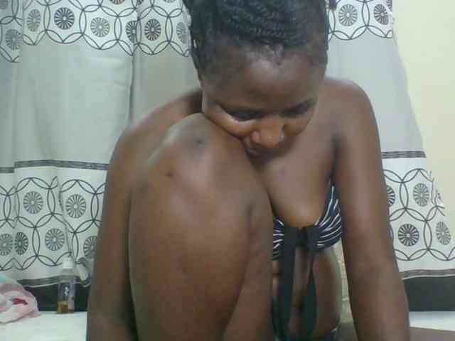Chocolateskin4 Live Webcam on BongaCams